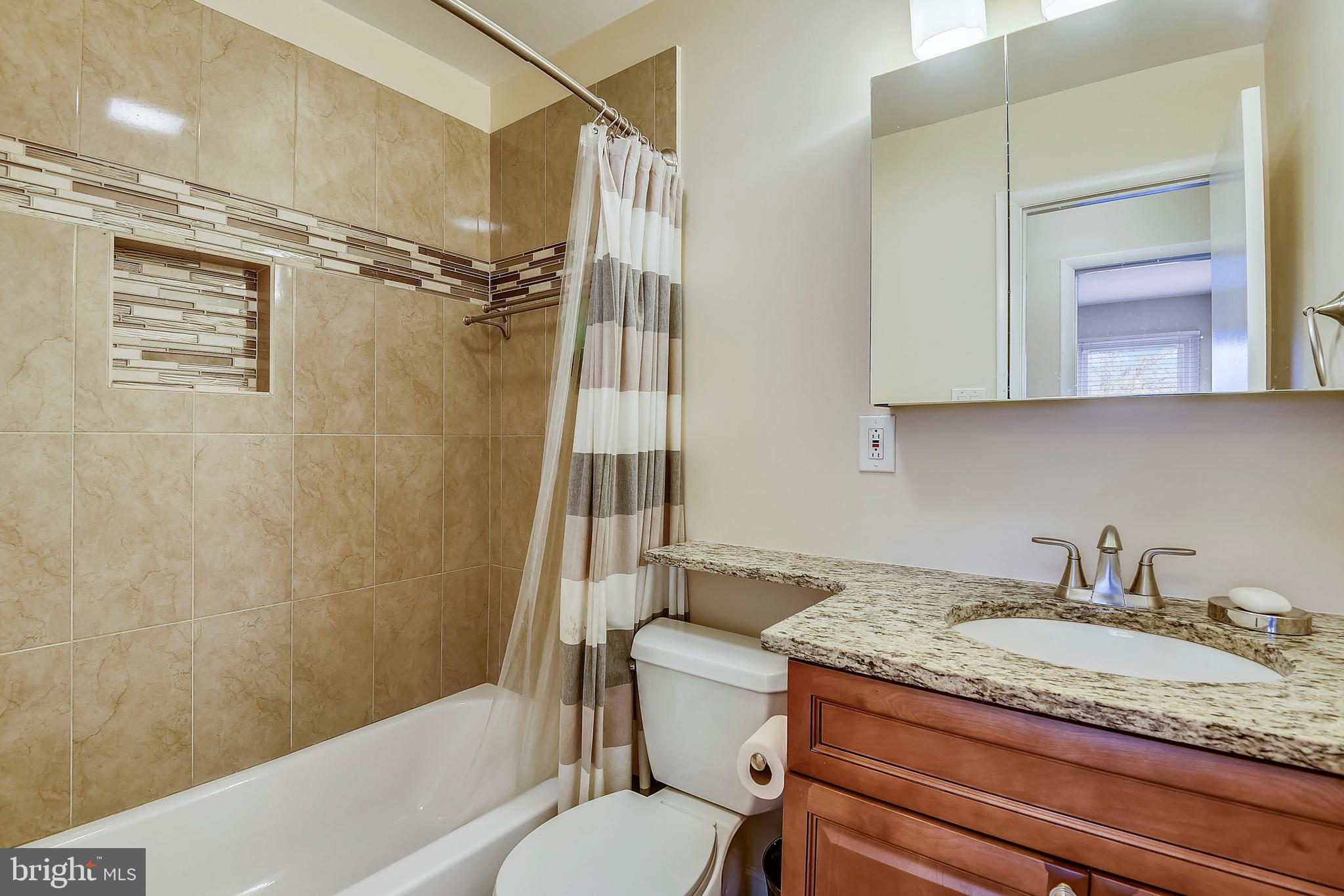 306 South Waterford Road Silver Spring, MD 20901 - Photo 18 of 36
