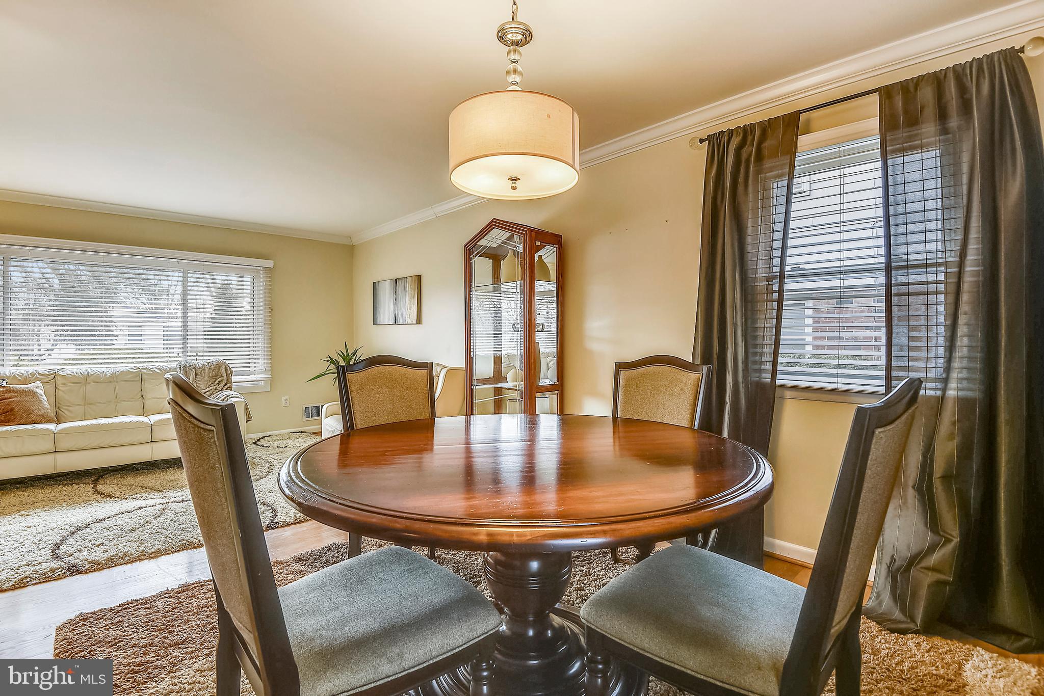 306 South Waterford Road Silver Spring, MD 20901 - Photo 3 of 36