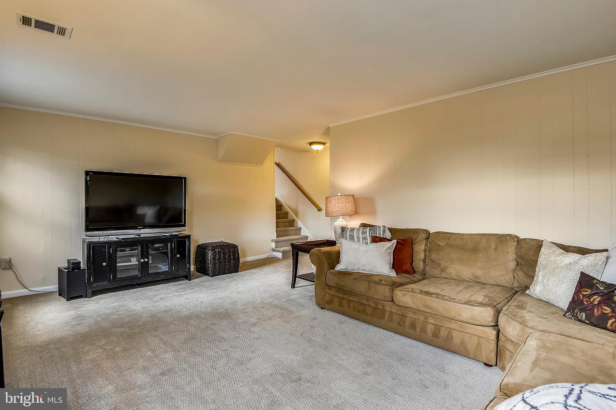 306 South Waterford Road Silver Spring, MD 20901 - Photo 23 of 36