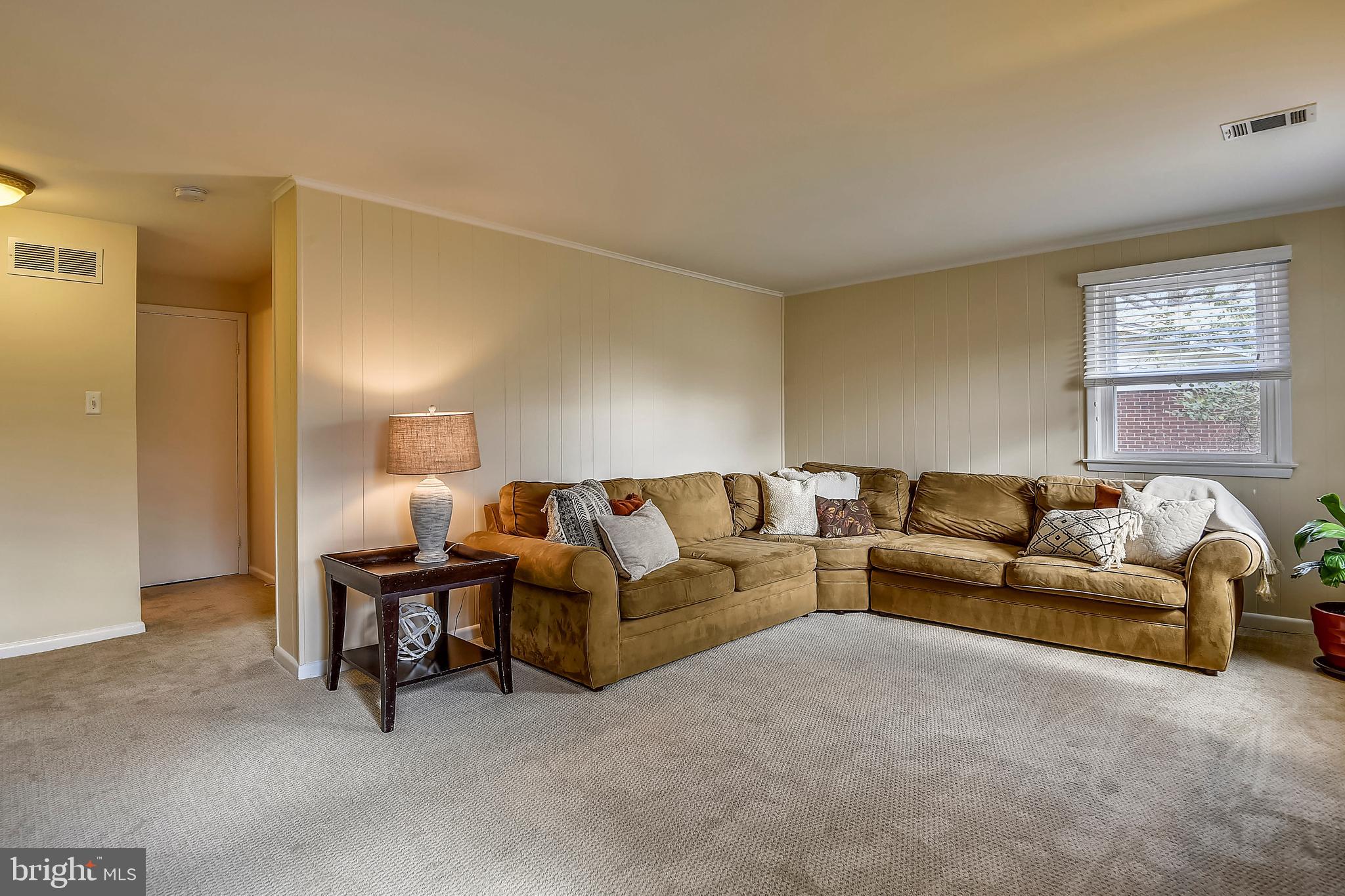 306 South Waterford Road Silver Spring, MD 20901 - Photo 24 of 36