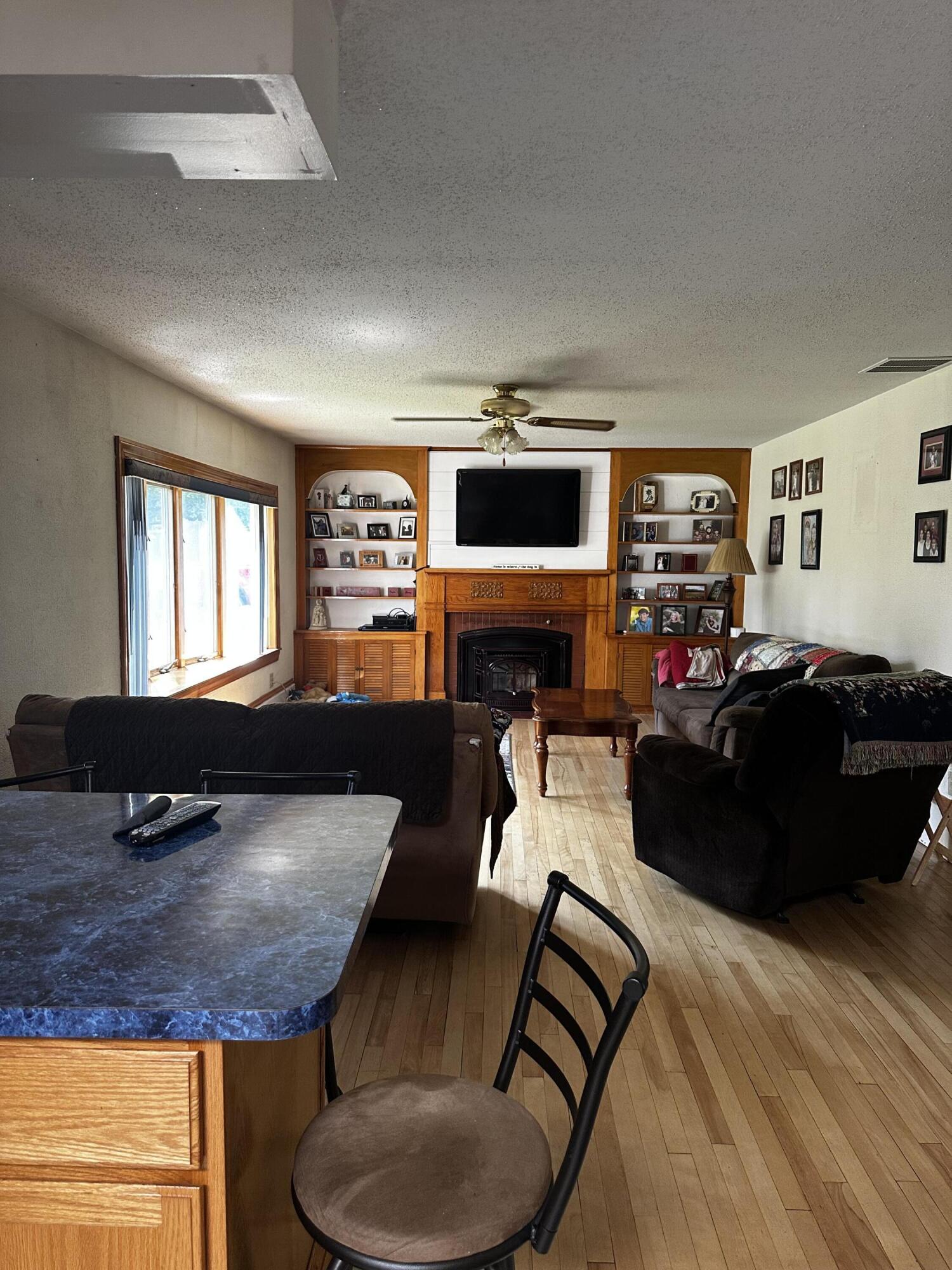 28 Pilgrim Road Caribou, ME 04736 - Photo 9 of 86 IMG_8697