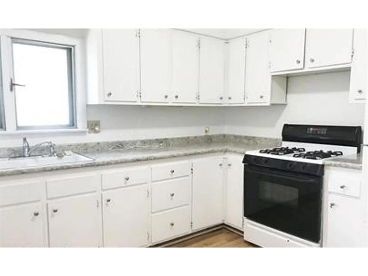 230 North Street Burlington, VT 05401 - Photo 8 of 45