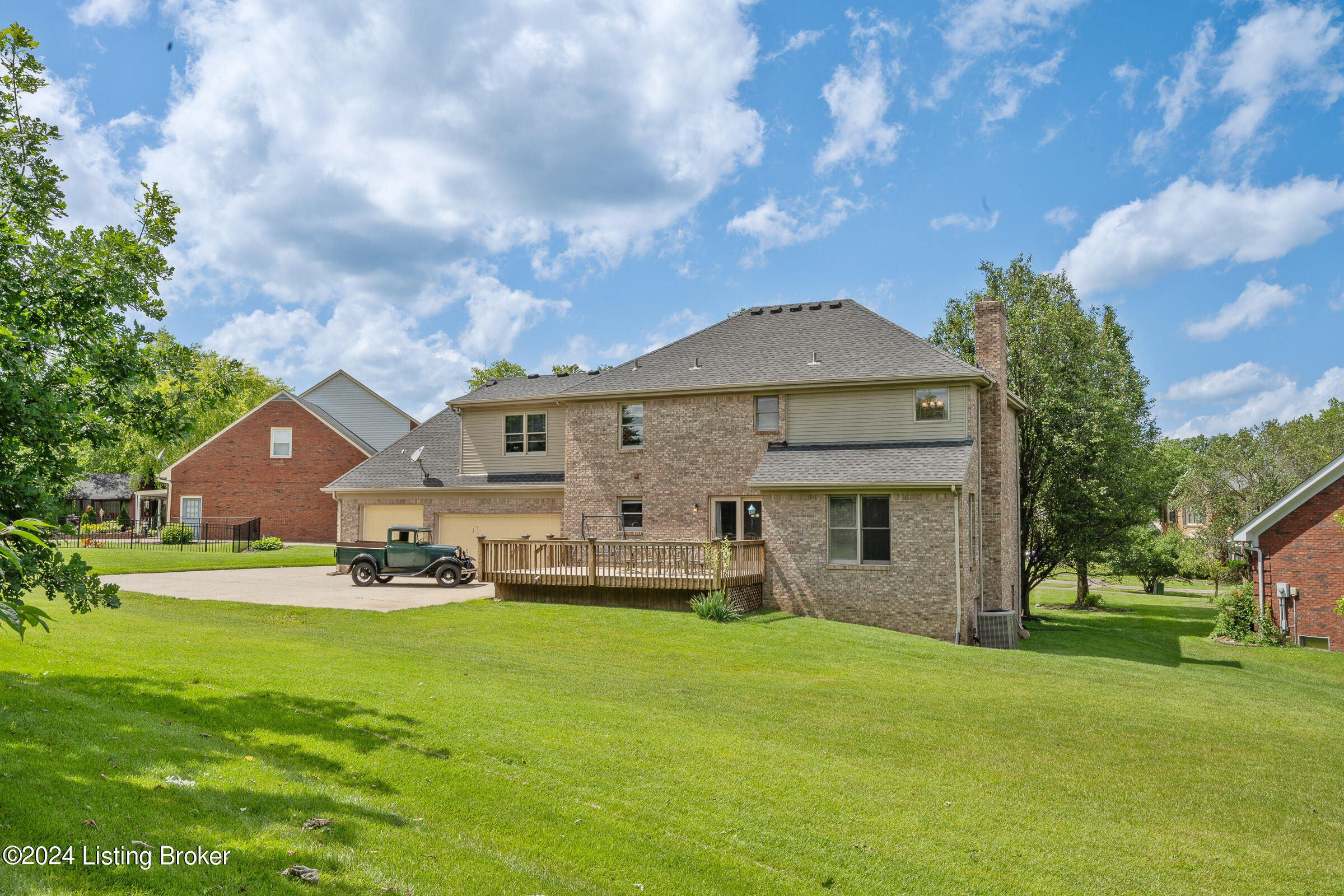 12613 Kirkham Road Louisville, KY 40299 - Photo 49 of 51 12613 Kirkham Rd-45