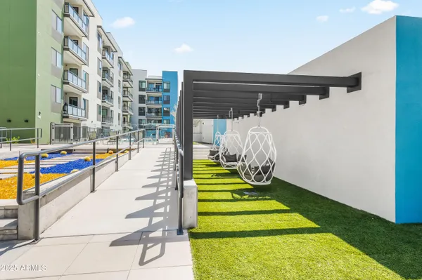 a view of an outdoor dining space with seating area