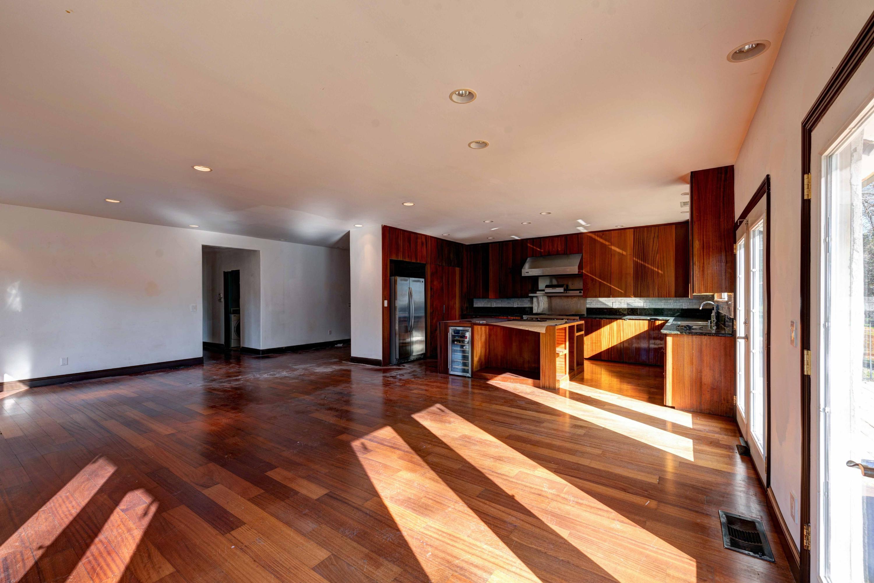 7475 Placer Road Redding, CA 96001 - Photo 4 of 12 606IJIgg