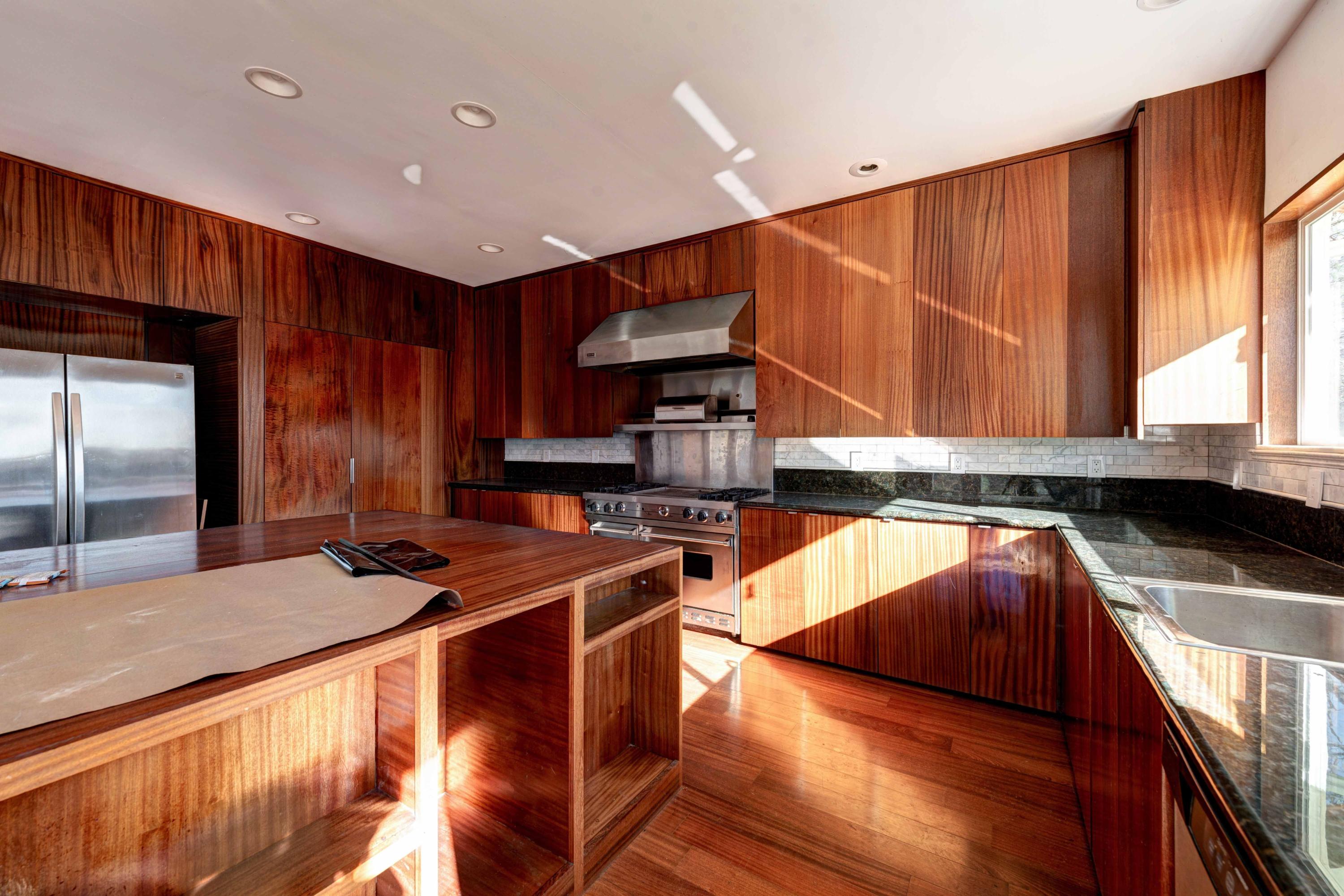 7475 Placer Road Redding, CA 96001 - Photo 5 of 12 21XNdJOg