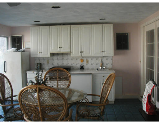 31 Batchelder Road Boxford, MA 01921 - Photo 3 of 10