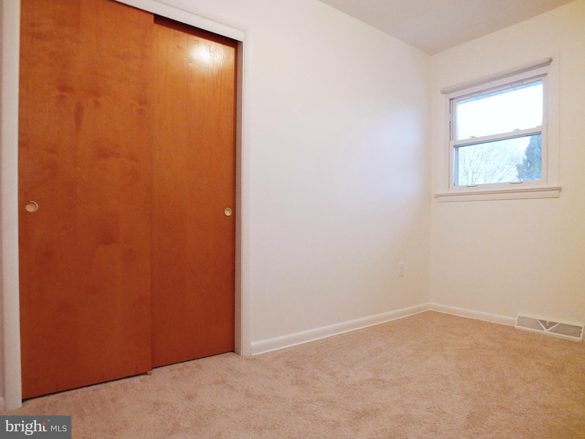 3546 Basler Road Hampstead, MD 21074 - Photo 20 of 30 Bedroom 3, View 2