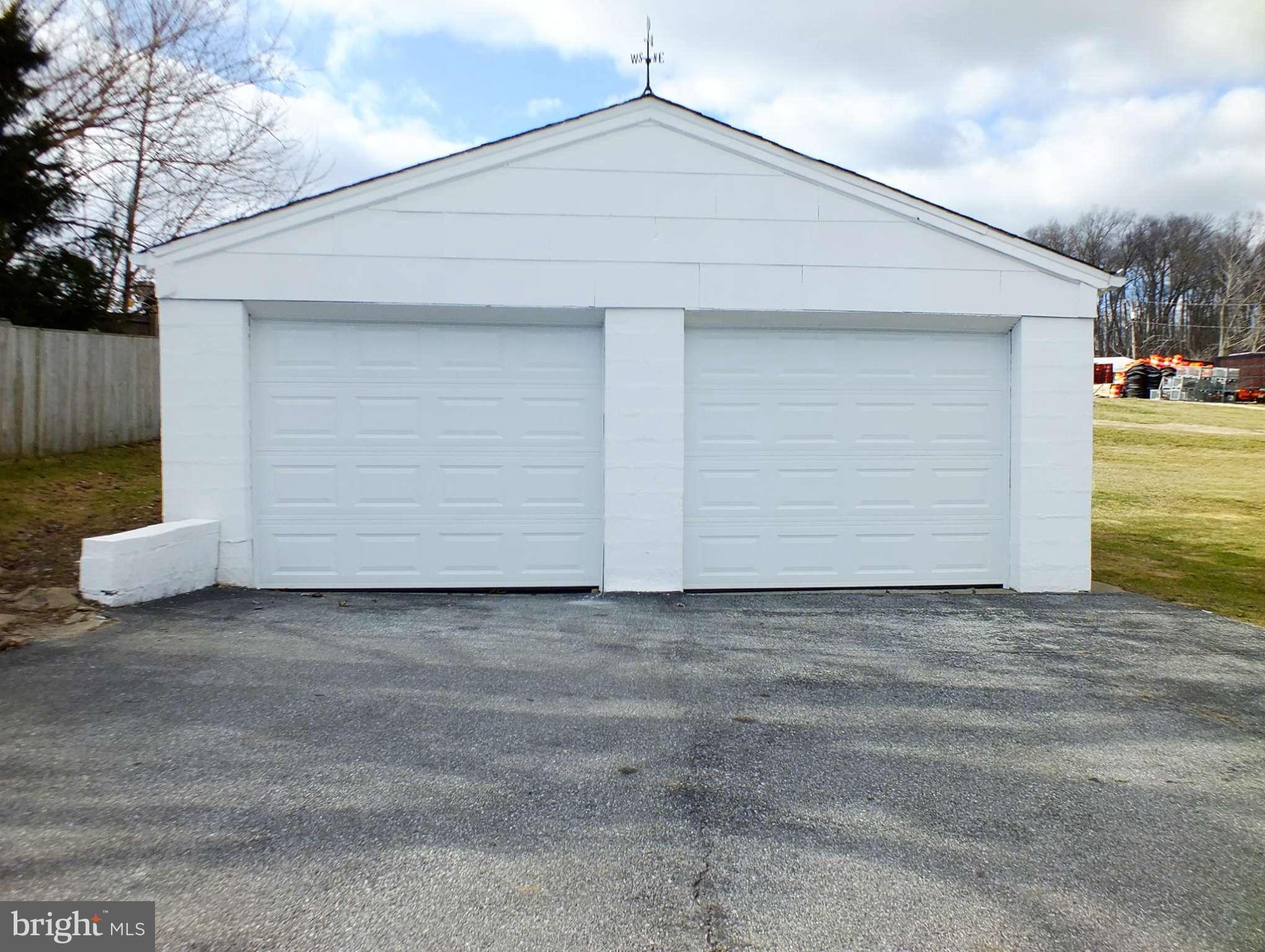 3546 Basler Road Hampstead, MD 21074 - Photo 26 of 30 Two-Car Garage