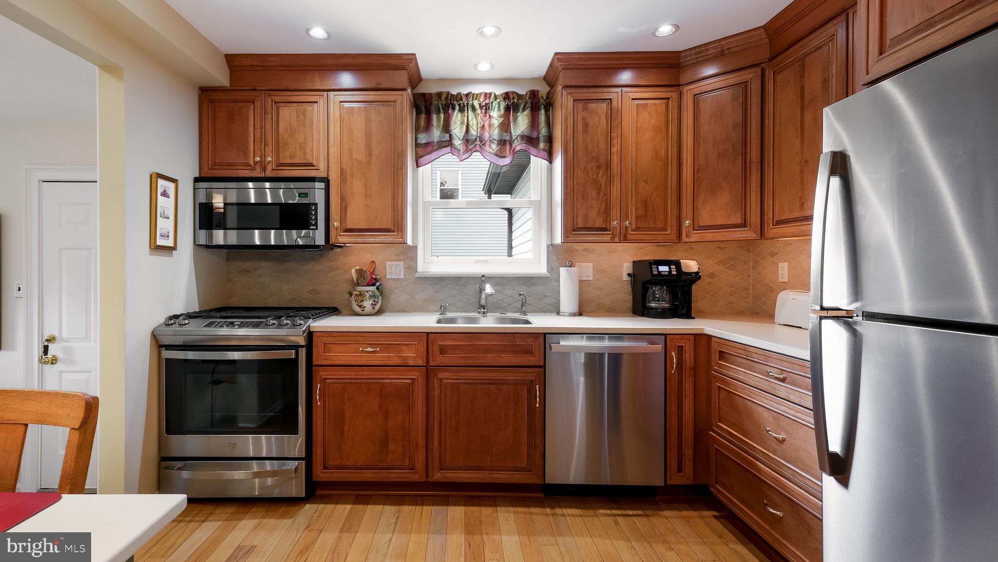 74 Basil Road Langhorne, PA 19047 - Photo 3 of 48 Gallery Image 3