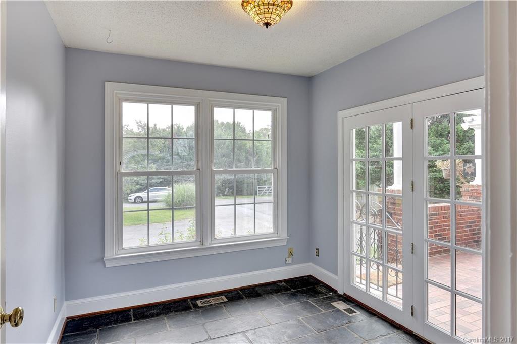 12815 Hamilton Road Charlotte, NC 28273 - Photo 9 of 19 Gallery Image 9