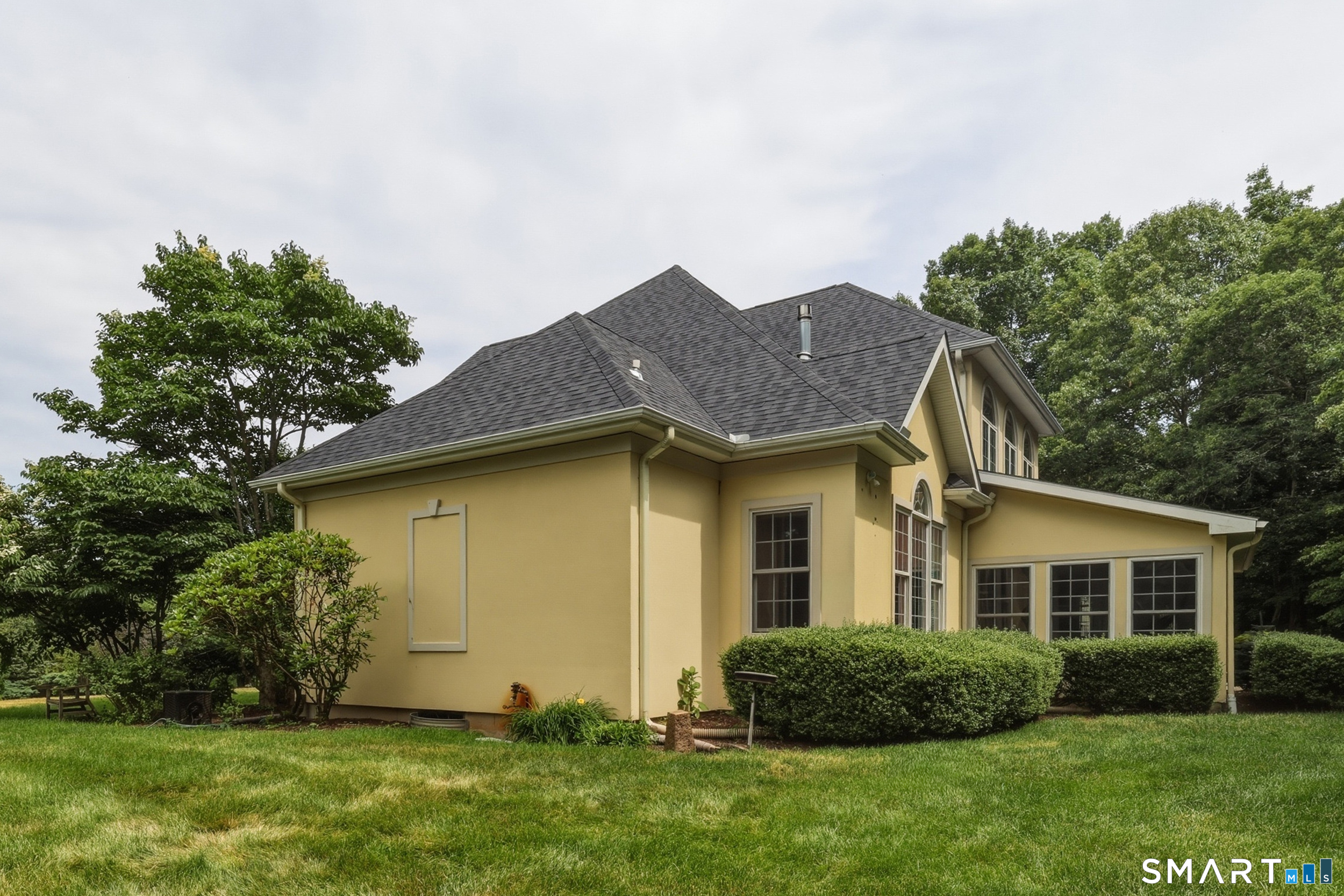 122 Lower Road Guilford, CT 06437 - Photo 32 of 40