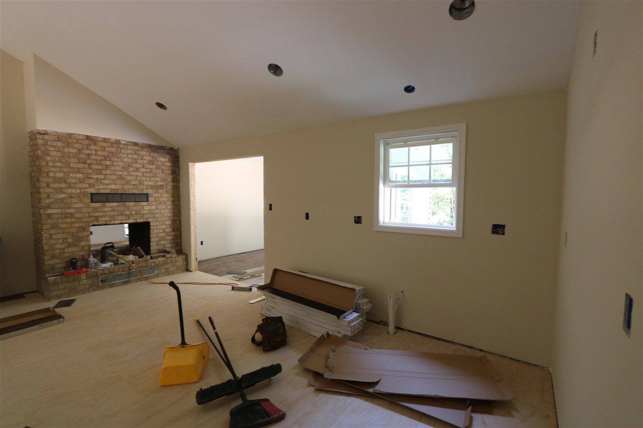1090 Hermitage Road Staunton, VA 24401 - Photo 9 of 28 Gallery Image 9