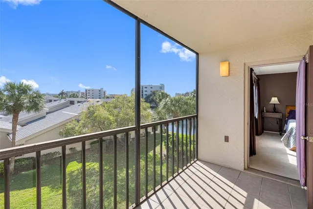 $295,000 | 1316 Pasadena Avenue South, Unit 303, South Pasadena, FL 33707