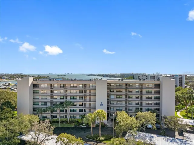 $295,000 | 1316 Pasadena Avenue South, Unit 303, South Pasadena, FL 33707