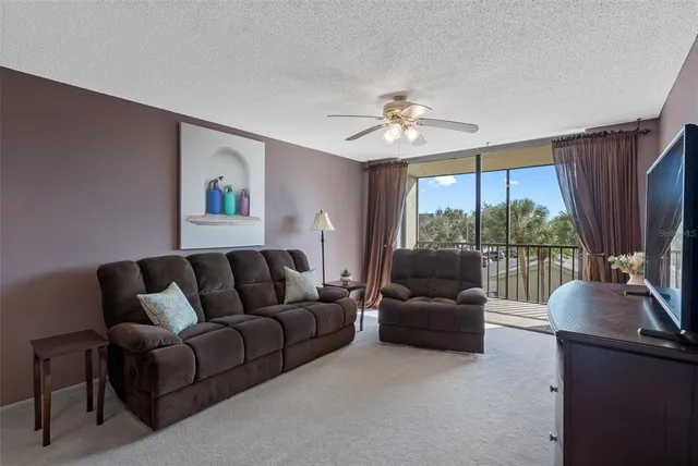 $295,000 | 1316 Pasadena Avenue South, Unit 303, South Pasadena, FL 33707