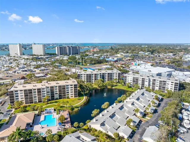 $295,000 | 1316 Pasadena Avenue South, Unit 303, South Pasadena, FL 33707