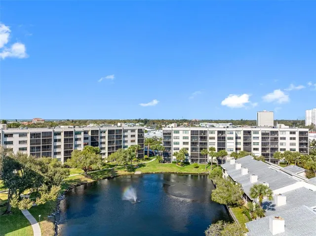 $295,000 | 1316 Pasadena Avenue South, Unit 303, South Pasadena, FL 33707