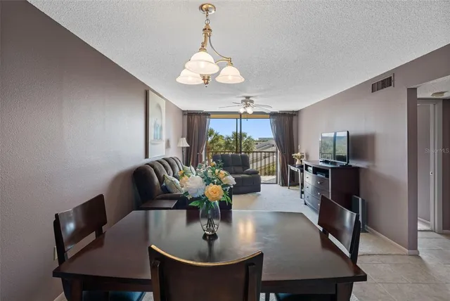 $295,000 | 1316 Pasadena Avenue South, Unit 303, South Pasadena, FL 33707