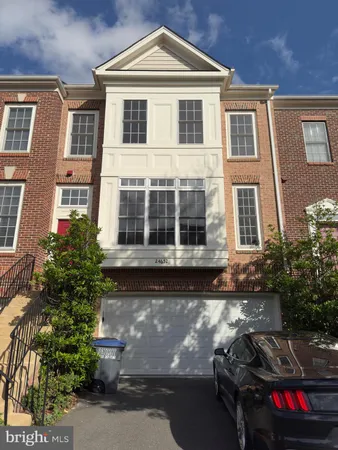$3,150 | 24652 Kings Canyon Square, Aldie, VA 20105