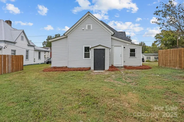 $215,000 | 707 South Yadkin Avenue, Spencer, NC 28159