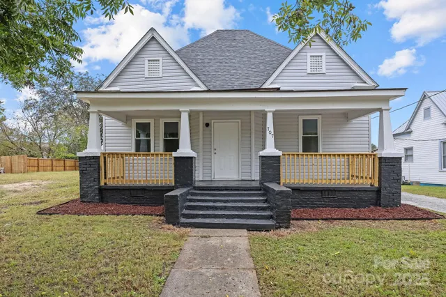 $215,000 | 707 South Yadkin Avenue, Spencer, NC 28159