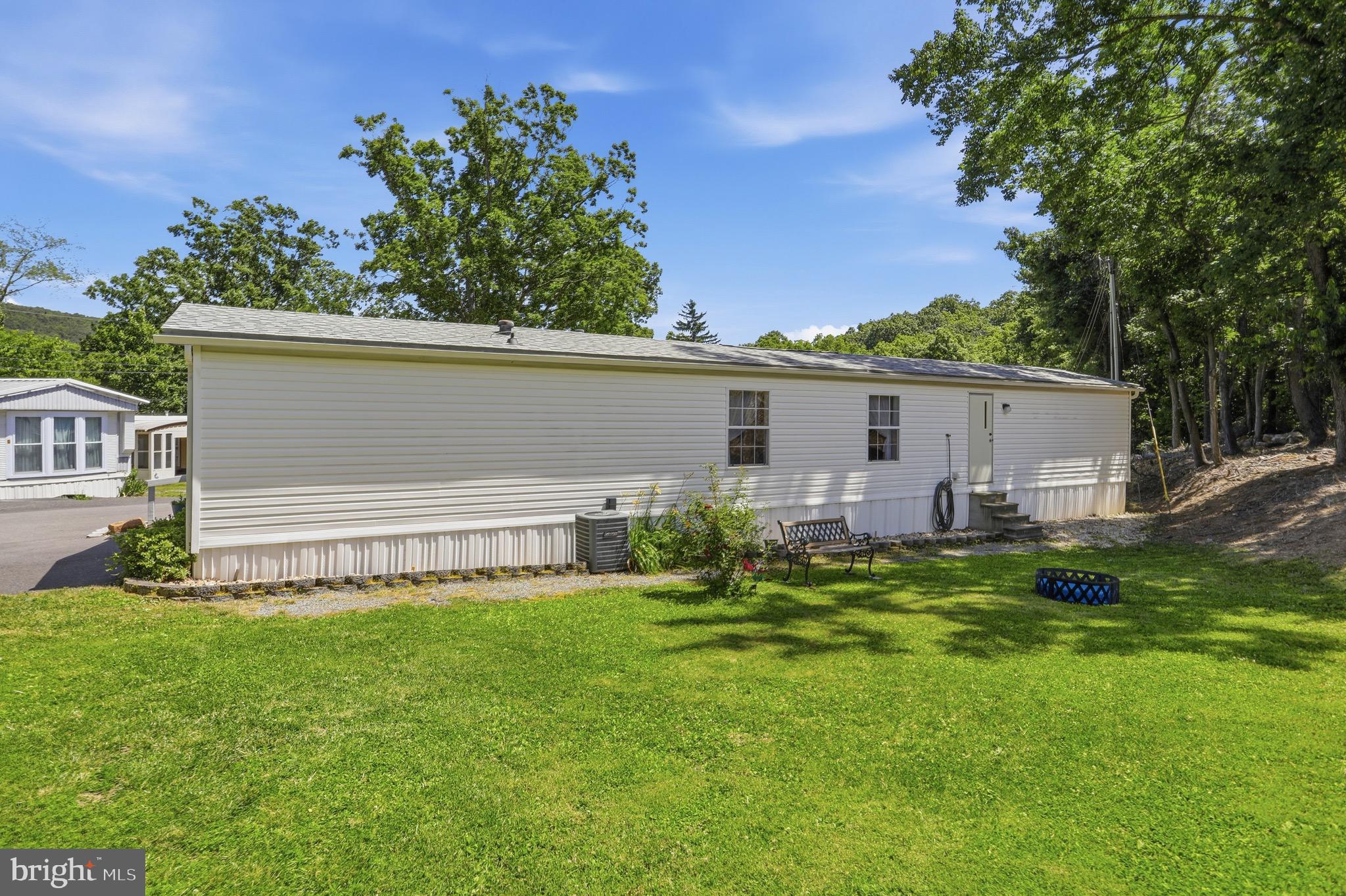13301 Winchester Road Southwest Cumberland, MD 21502 - Photo 5 of 33