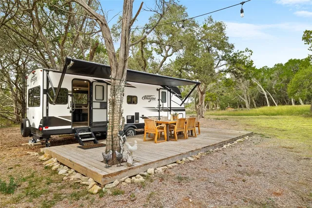 $597,000 | 920B Elder Hill Road, Driftwood, TX 78619