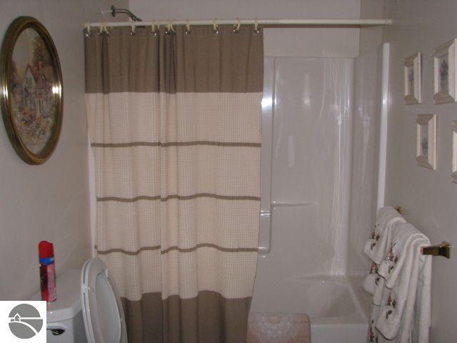 3202 North 17 Road Mesick, MI 49668 - Photo 14 of 21 1736557-13.JPG
