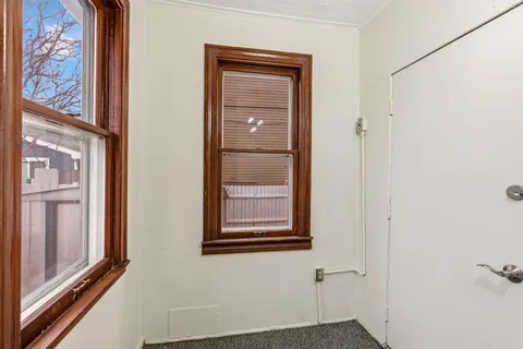 $270,000 | 558 Osceola Avenue South, St. Paul, MN 55102