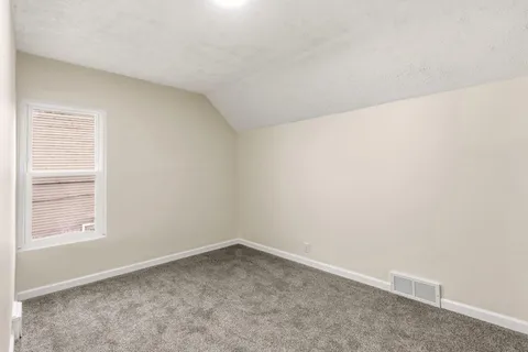 $270,000 | 558 Osceola Avenue South, St. Paul, MN 55102