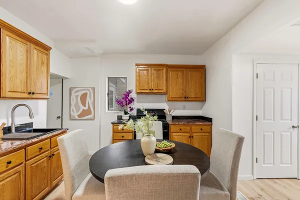 $270,000 | 558 Osceola Avenue South, St. Paul, MN 55102