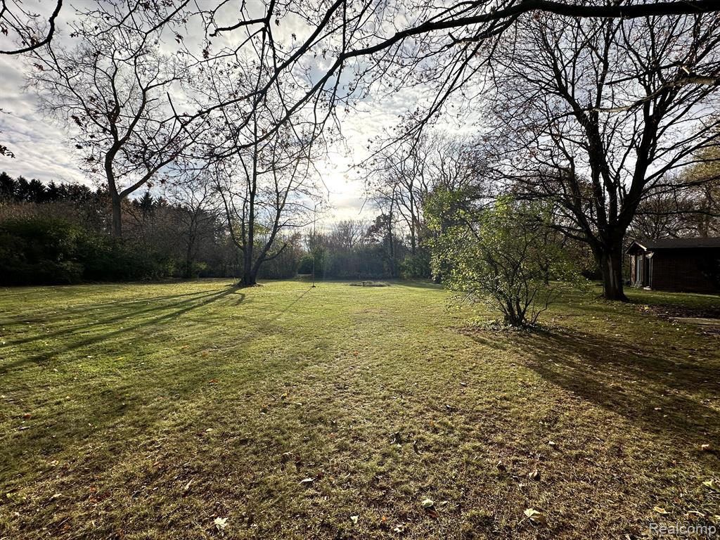 1352 East Cook Road Grand Blanc, MI 48439 - Photo 13 of 45 Gallery Image 13