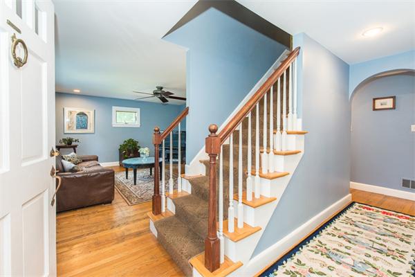 10 Briggs Road Lexington, MA 02421 - Photo 3 of 30 Gallery Image 3