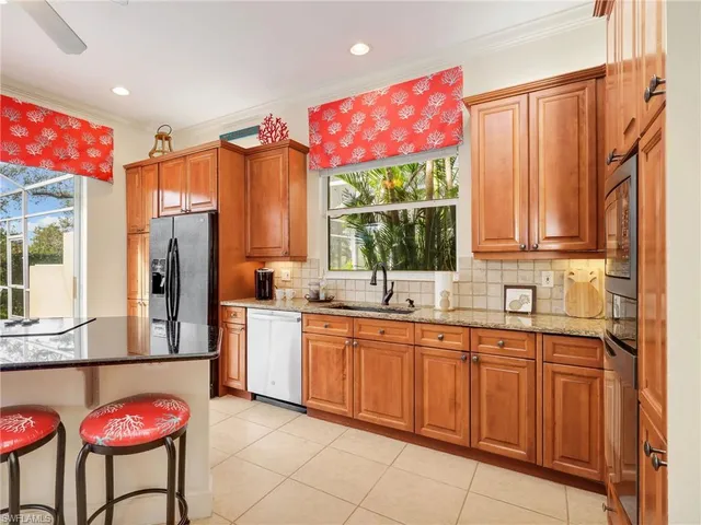 $825,000 | 353 Steerforth Court, Naples, FL 34110