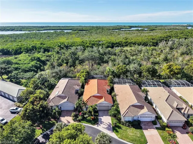 $825,000 | 353 Steerforth Court, Naples, FL 34110