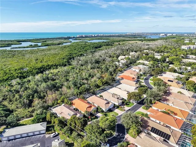 $825,000 | 353 Steerforth Court, Naples, FL 34110