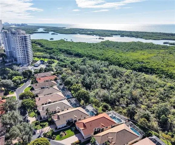 $825,000 | 353 Steerforth Court, Naples, FL 34110