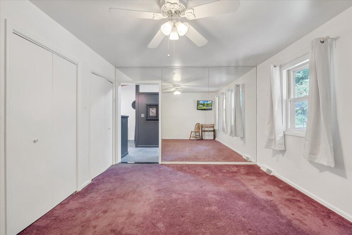 6938 Shaver Road Roanoke, VA 24018 - Photo 37 of 44 37-MIB00551