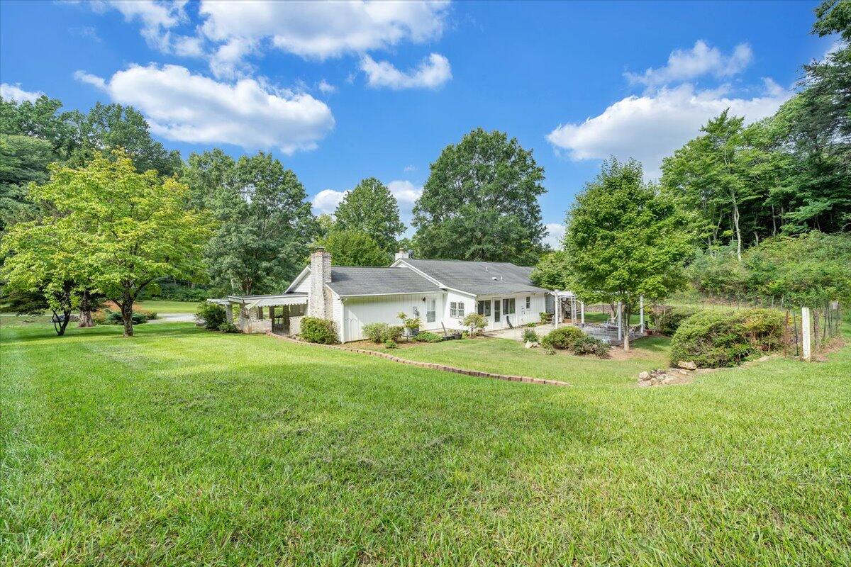 6938 Shaver Road Roanoke, VA 24018 - Photo 8 of 44 08-MIB00458