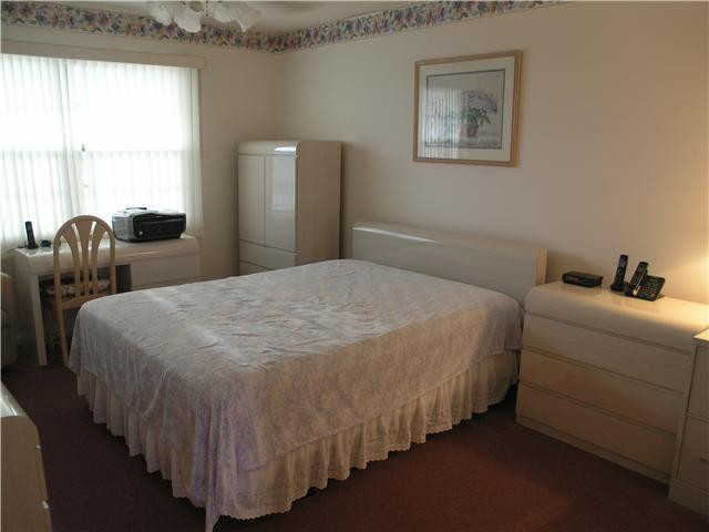 2077 Exeter, Unit 2077 Boca Raton, FL 33434 - Photo 8 of 15 Bedroom Master