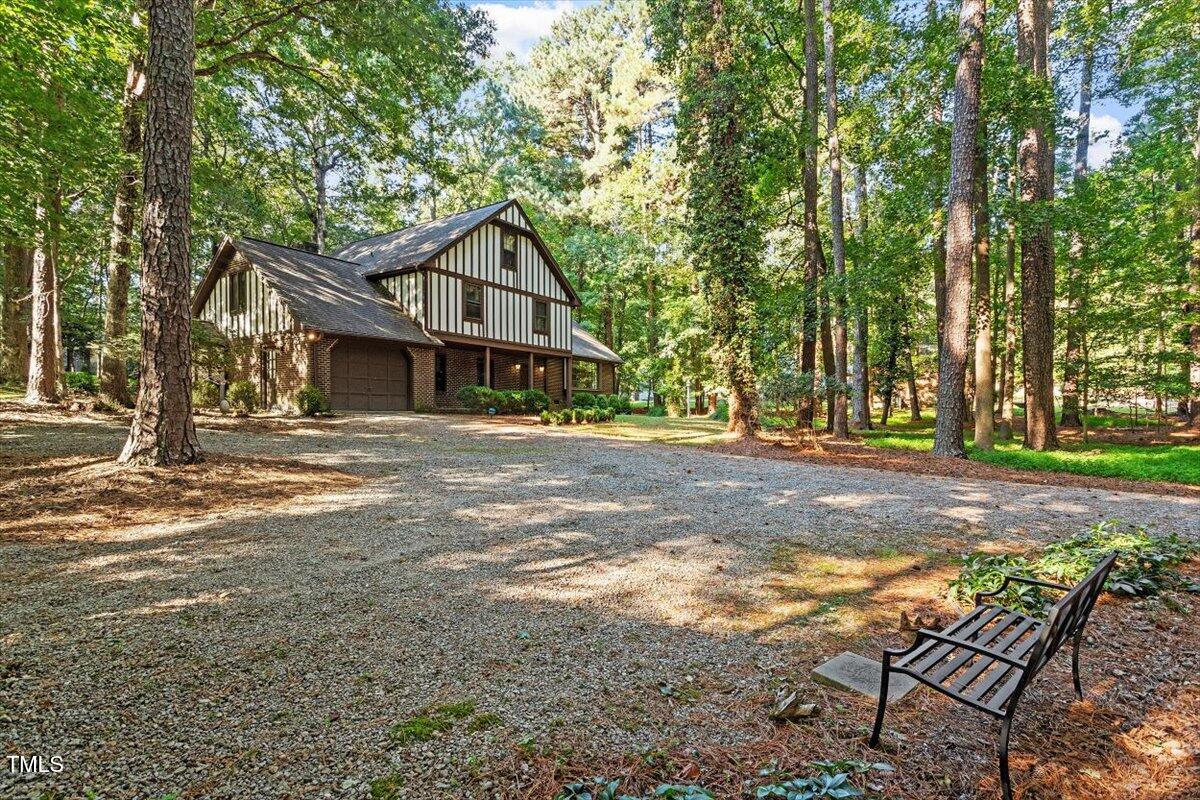 116 Cromwell Court Raleigh, NC 27614 - Photo 4 of 42 Driveway