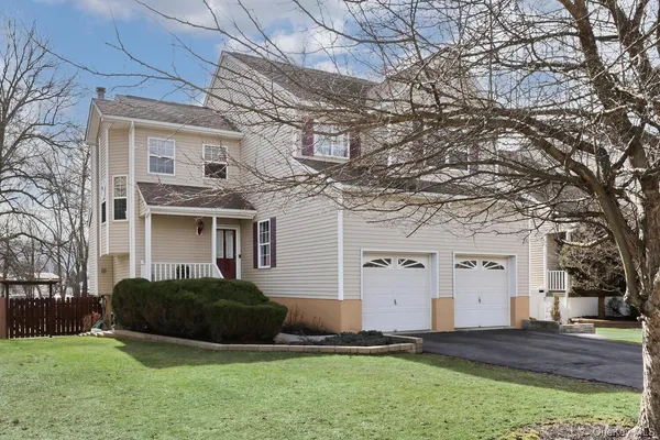 $575,000 | 20 Alexander Drive, Washingtonville, NY 10992