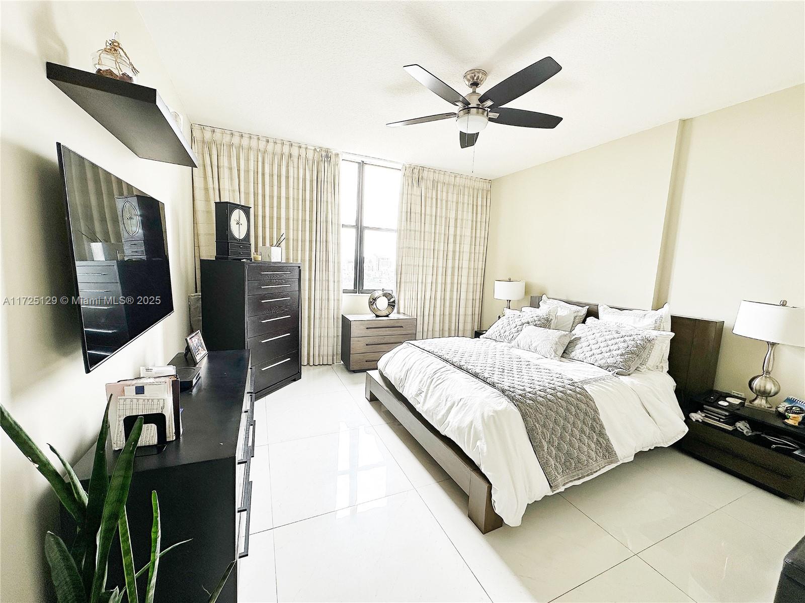 888 Douglas Road, Unit 1210 Coral Gables, FL 33134 - Photo 12 of 24 Master Bedroom