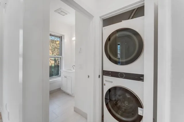 $3,600 | 306 Varick Street, Unit 3, Jersey City, NJ 07302