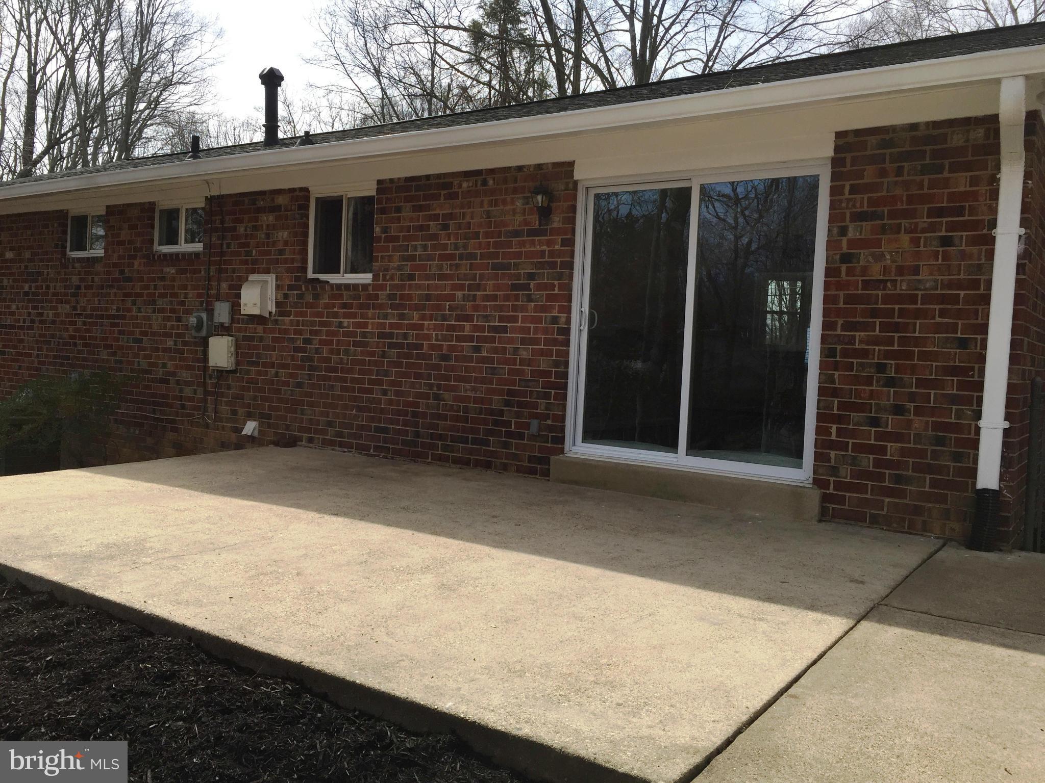 6809 Vienna Court Springfield, VA 22152 - Photo 28 of 29 Exterior (Rear)
