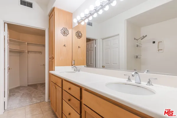 $995,000 | 13075 Pacific Promenade, Unit 100, Playa Vista, CA 90094