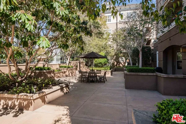 $995,000 | 13075 Pacific Promenade, Unit 100, Playa Vista, CA 90094