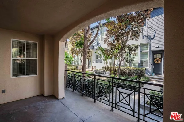 $995,000 | 13075 Pacific Promenade, Unit 100, Playa Vista, CA 90094