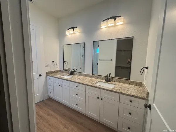 $439,000 | 15622 Fox Lane, Selma, TX 78154